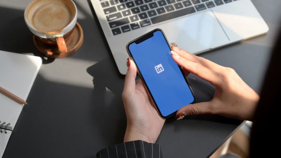 cómo mejorar la presencia de tu negocio en LinkedIn